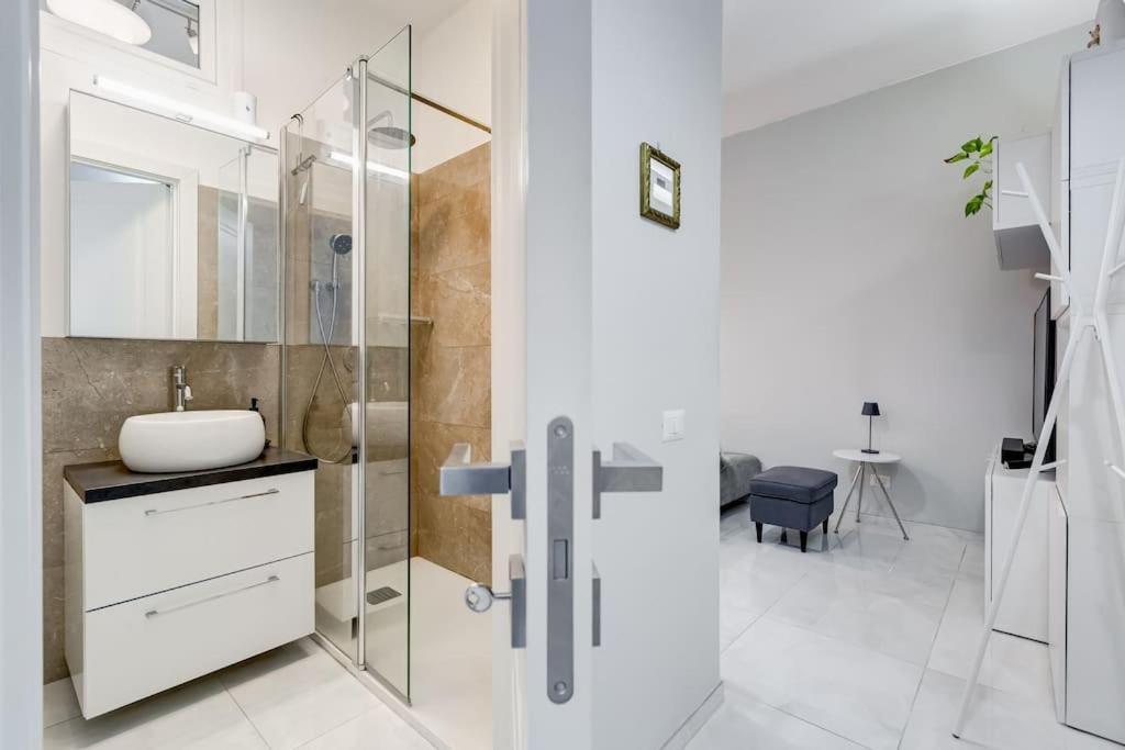 Apartment Vatican Escape *